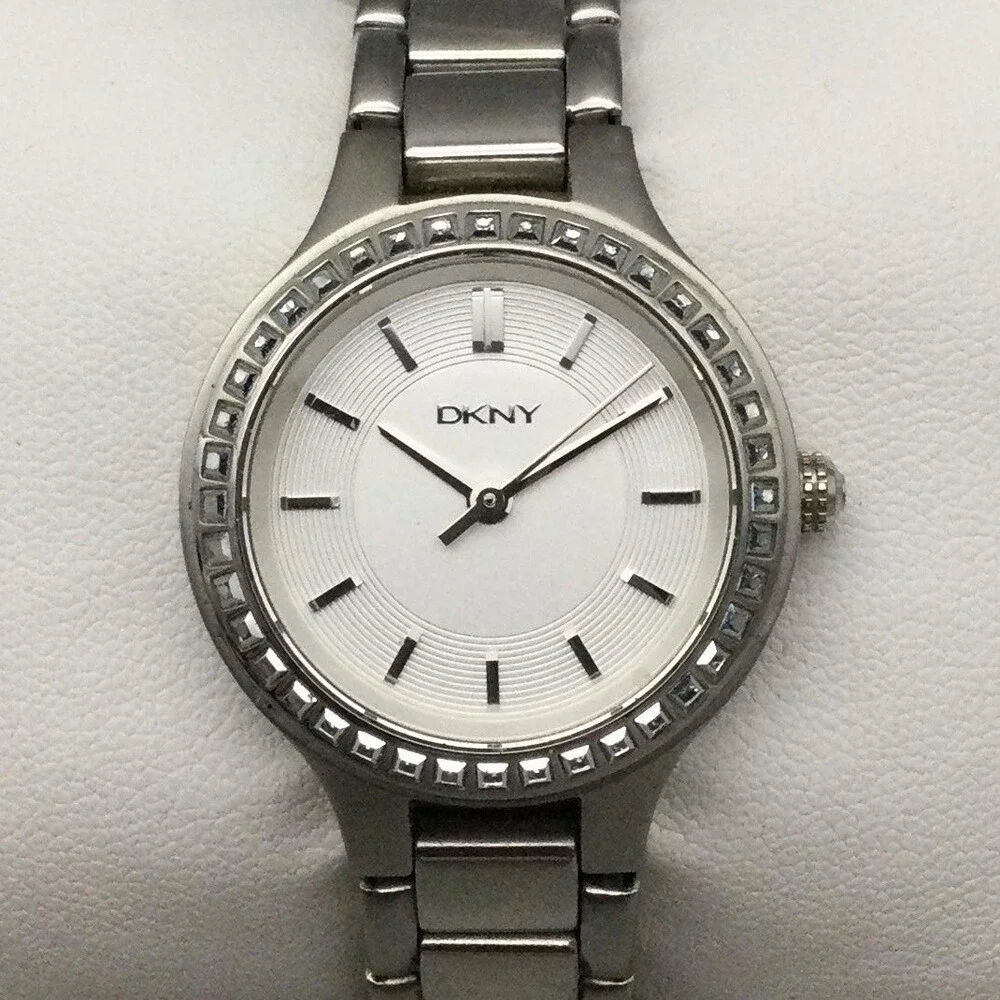 DKNY NY-2220 Womens Watch 29mm Stainless Bracelet Crystals New Battery 6